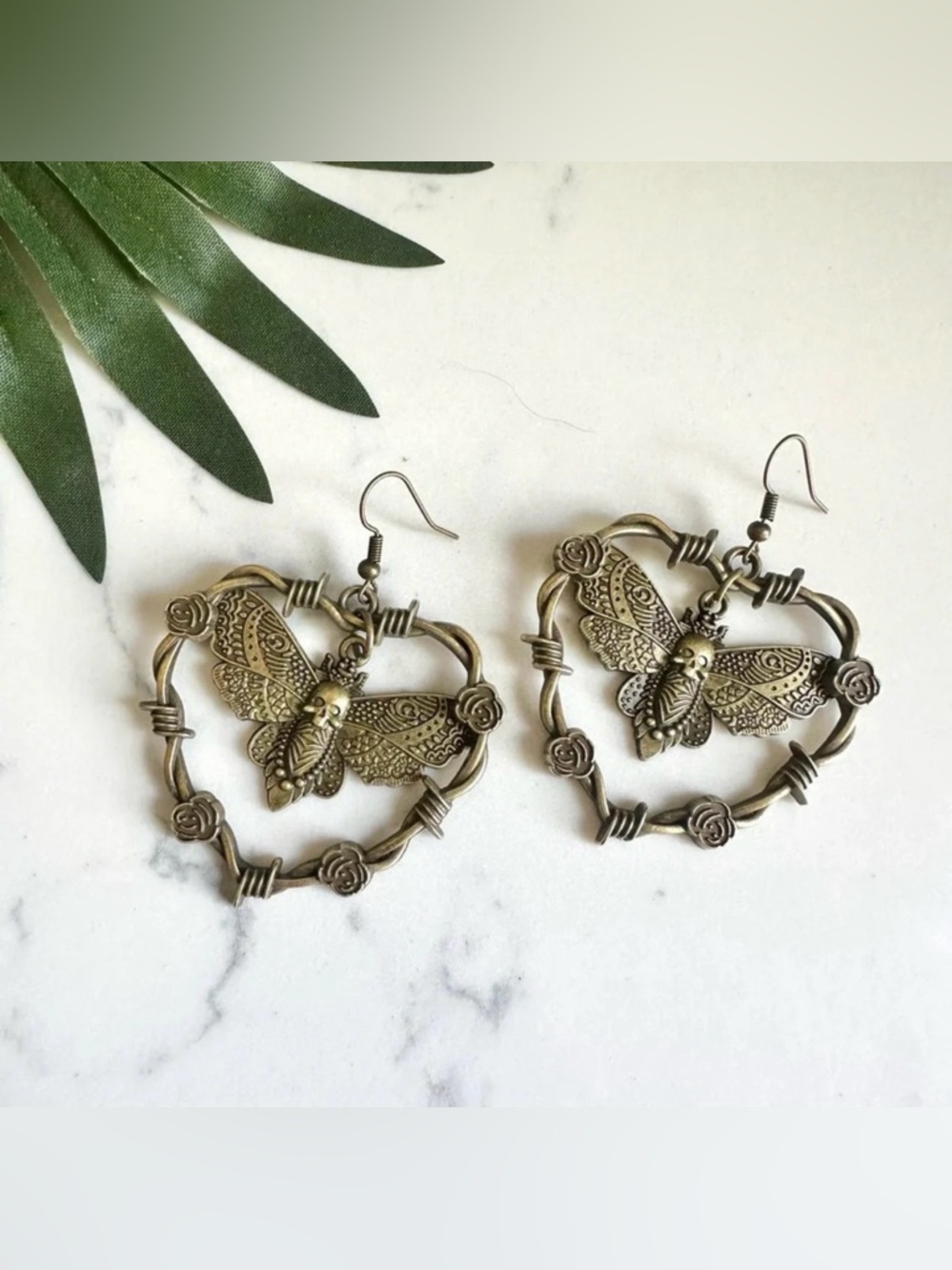 2/$30🌵 Moth Skull Bronze Barbed Wire Heart Hoop Earrings Gift Gothic Gift NEW